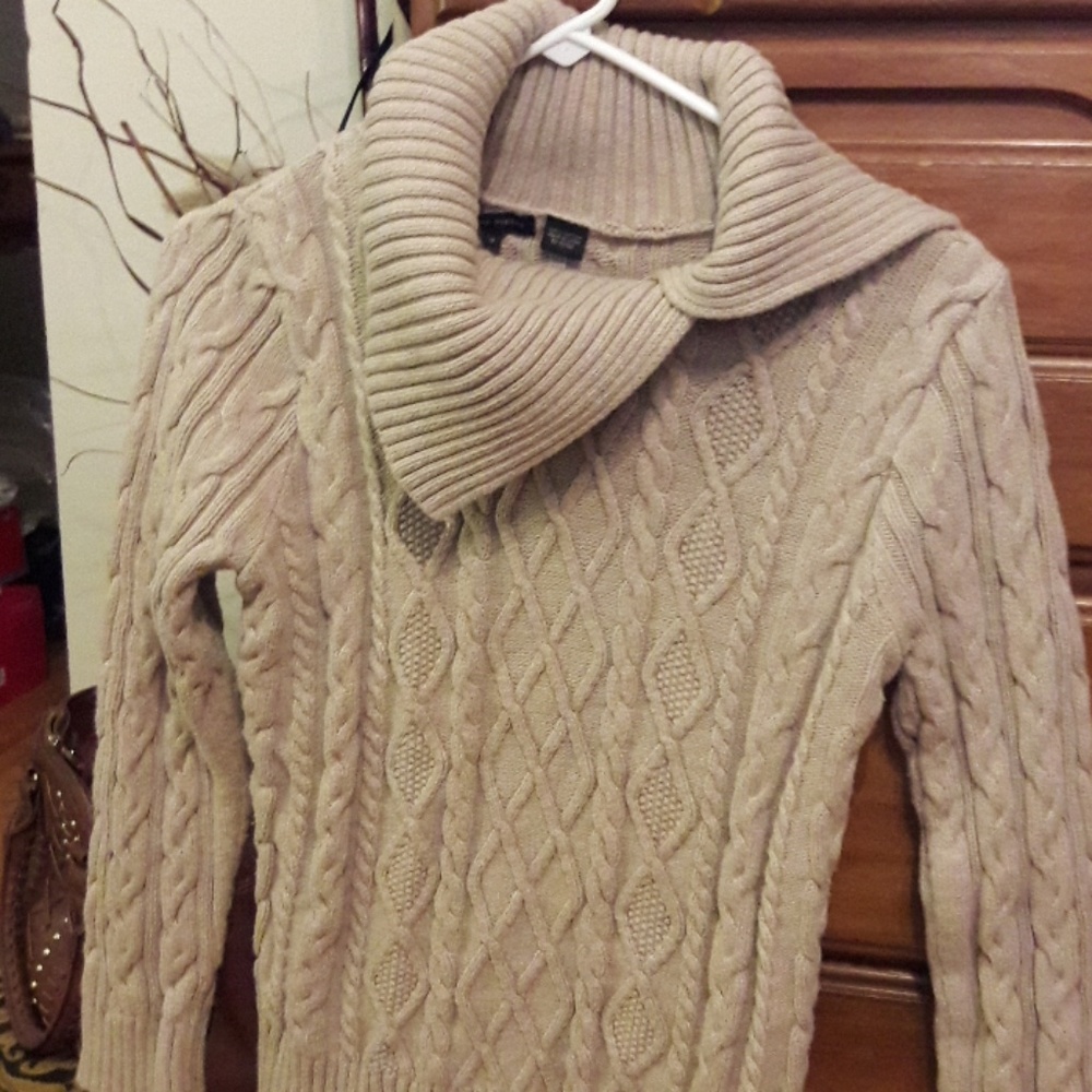 3 for $20. GORGEOUS SWEATER! " JEANNE PIERRE "